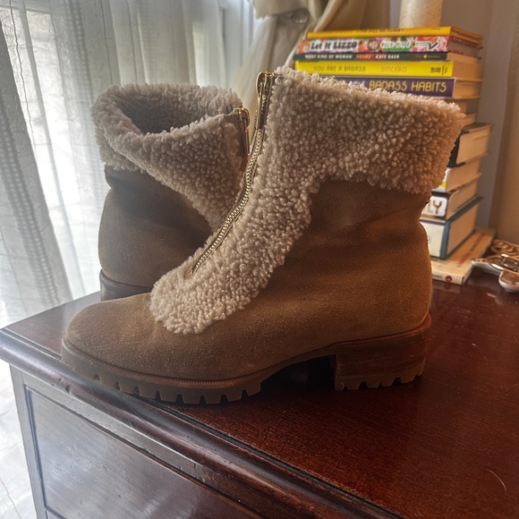 Sarah Flint Tan Suede Ankle Boots with Shearling - Picture 3 of 6